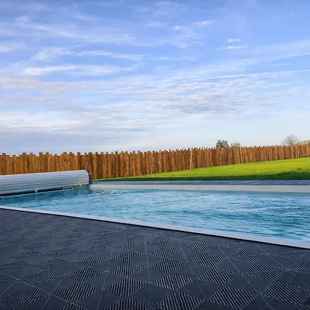 Design, Piscine Chauffee Et Jacuzzi Villa *